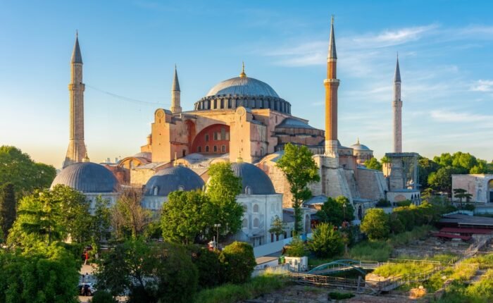 Unforgettable Istanbul Stopover 2-Day Express Tour